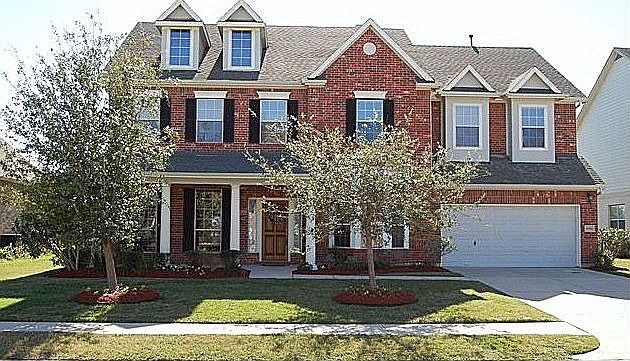 Beautiful, well landscaped David Weekley home.