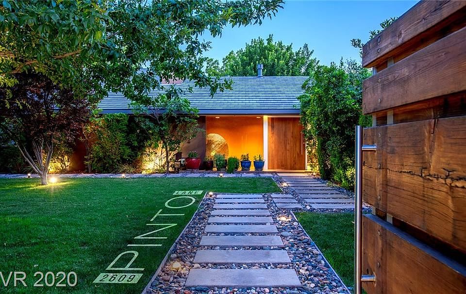 1st image of 2609 Pinto Ln