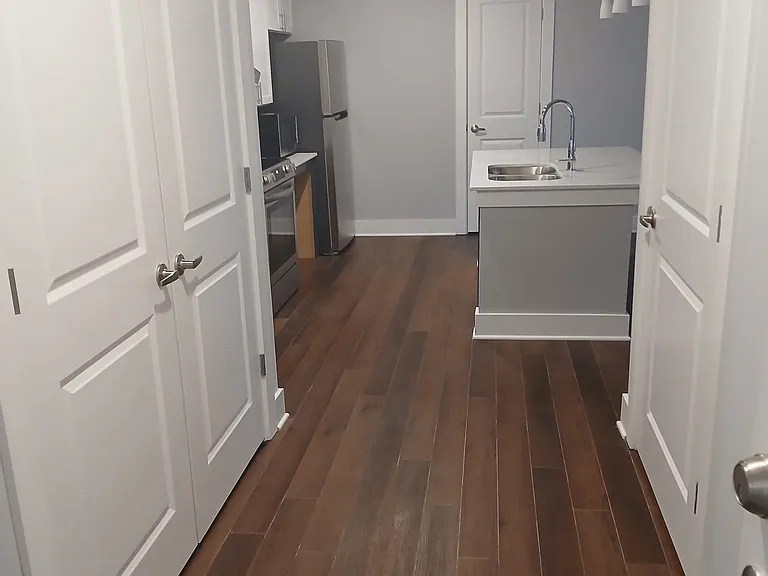 3 Bedroom Entry