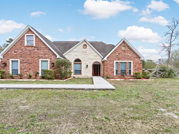 9010 Terry Estates Dr, Orange, TX 77630