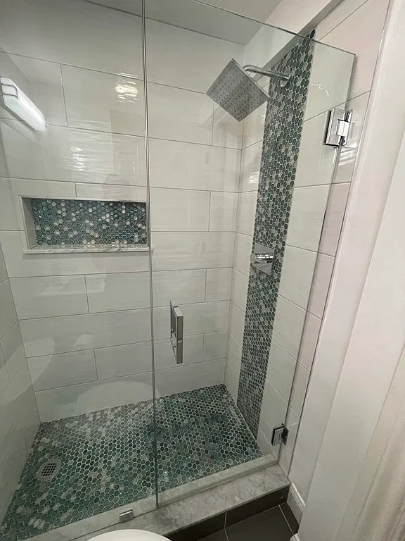 4 bed, $6,900 — Photo 4