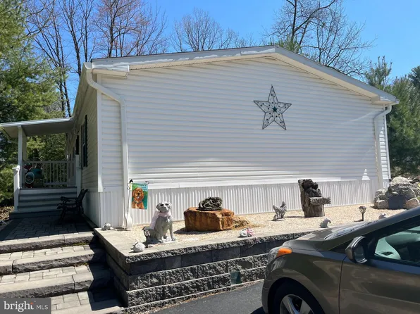 253 Jill Ct, New Ringgold, PA 17960