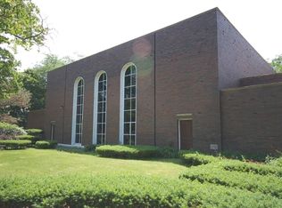 522 Garfield Ave, Aurora, IL 60506