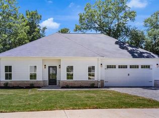 614 Glendale Rd, Scottdale, GA 30079