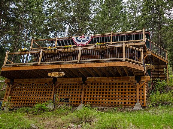 Lakeview home Williams Lake