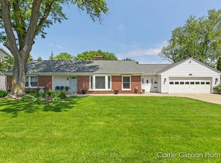 195 E 30th St, Holland, MI 49423