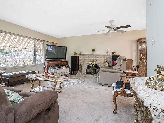 3rd image of 26853 Alder Dr