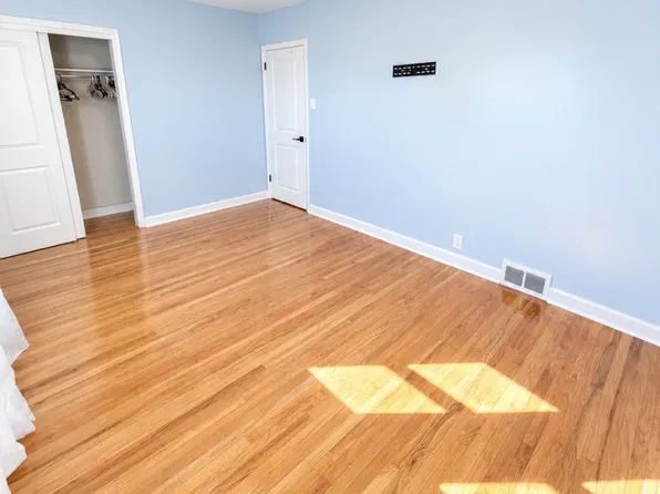 1719 Tustin St #1, Philadelphia, PA 19152
