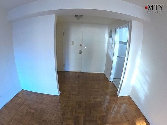 4th image of 144-45 41st Ave #2J