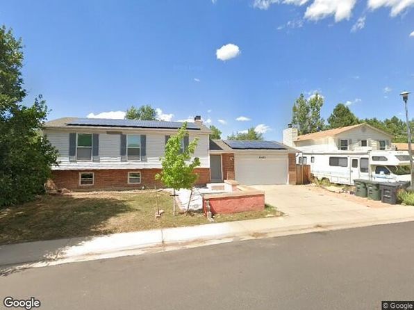 10935 Birch Dr
