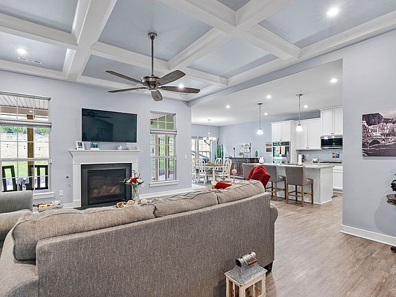 3rd image of 7216 Sky Meadow Dr