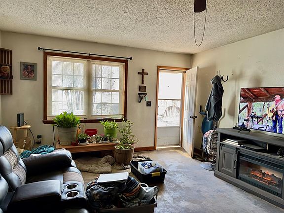 5th image of 723 SE Avenue H