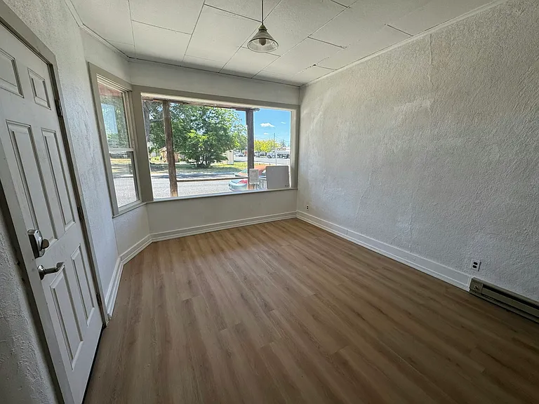 414 Main Ave E #3 — Photo 6