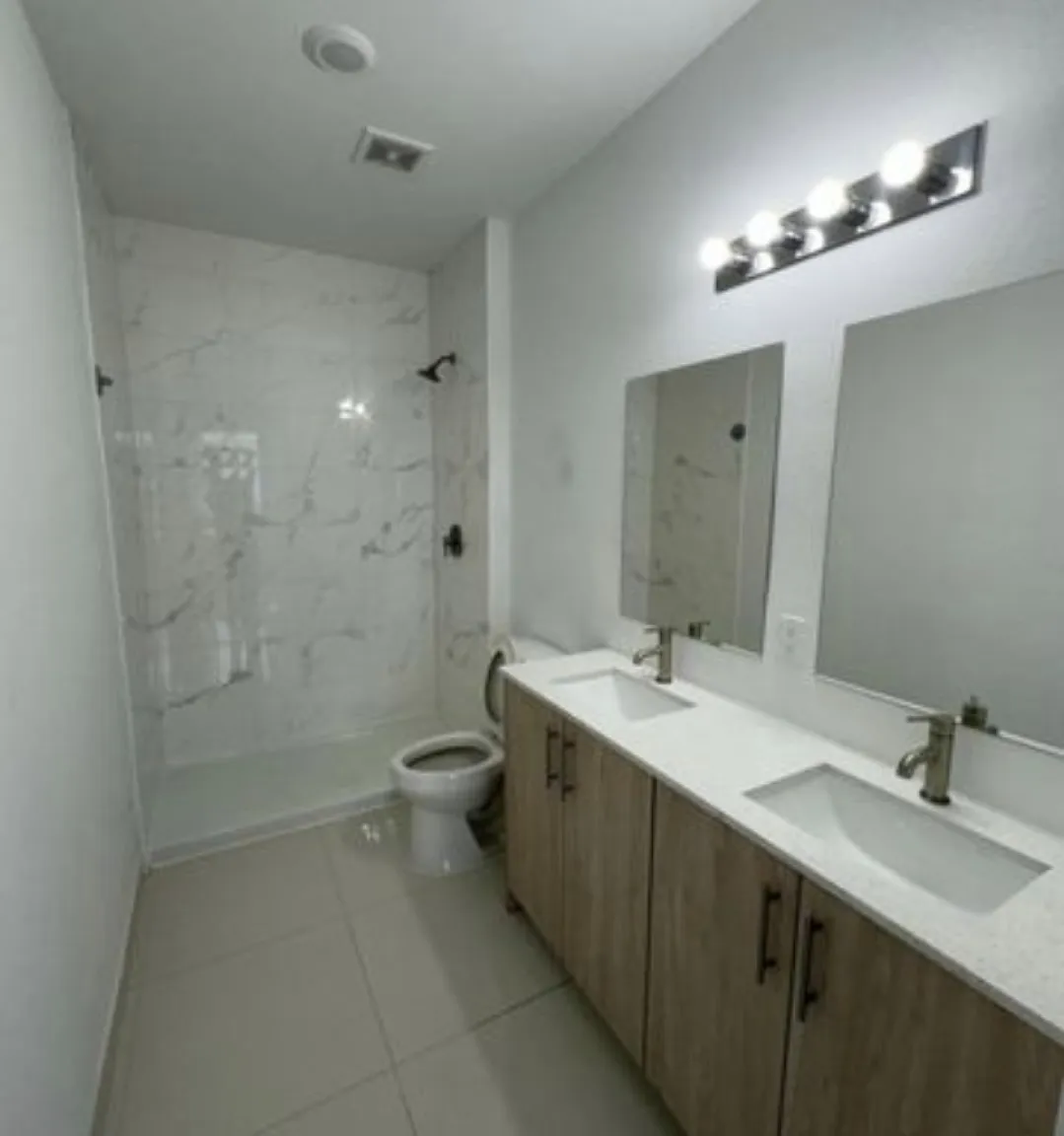 5 bed, 1902 sqft, $3,350 — Photo 3