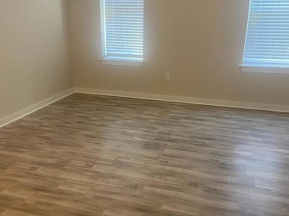 3rd image of 2117 N 18th St