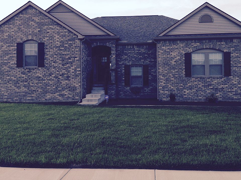 1st image of 27185 Mirror Lake Dr