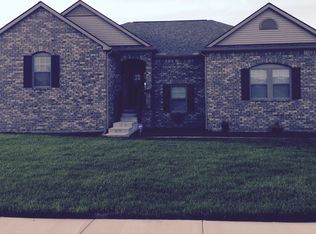 27185 Mirror Lake Dr, Chesterfield, MI 48051