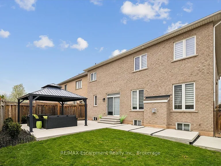 2400 Spring Meadow Way — Photo 44
