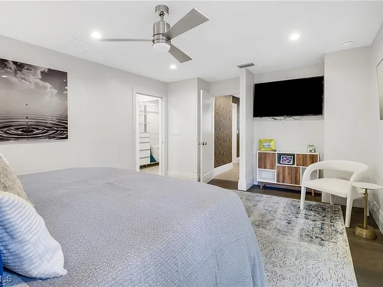 27052 Kindlewood Ln — Photo 14