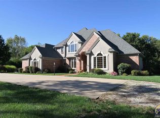 2836 NW 35th St, Topeka, KS 66618