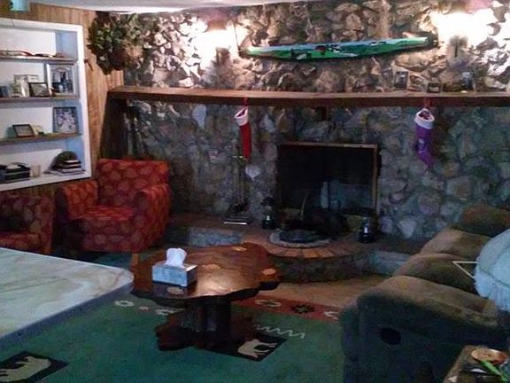 3rd image of 706 Ashland St