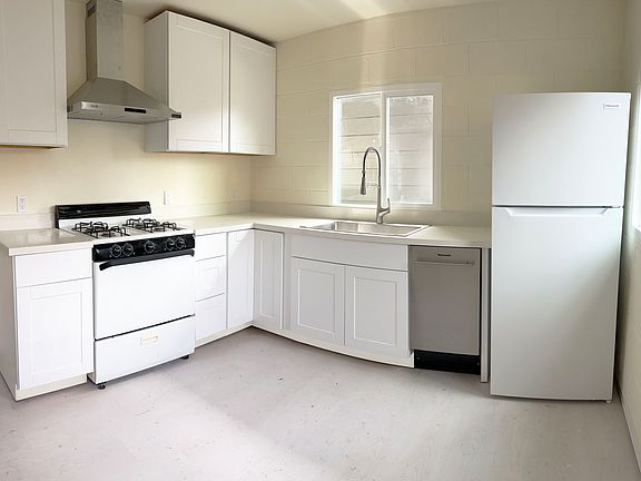 2nd image of 18465 4th Ave APT C