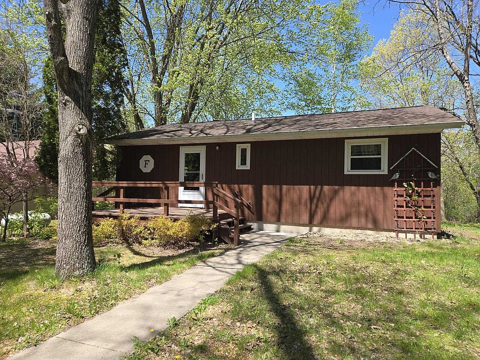 1st image of 3217 3rd Ct
