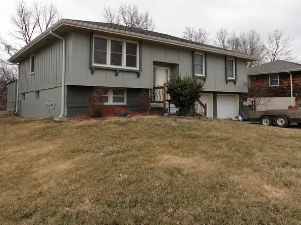 10808 E 79th St, Raytown, MO 64138