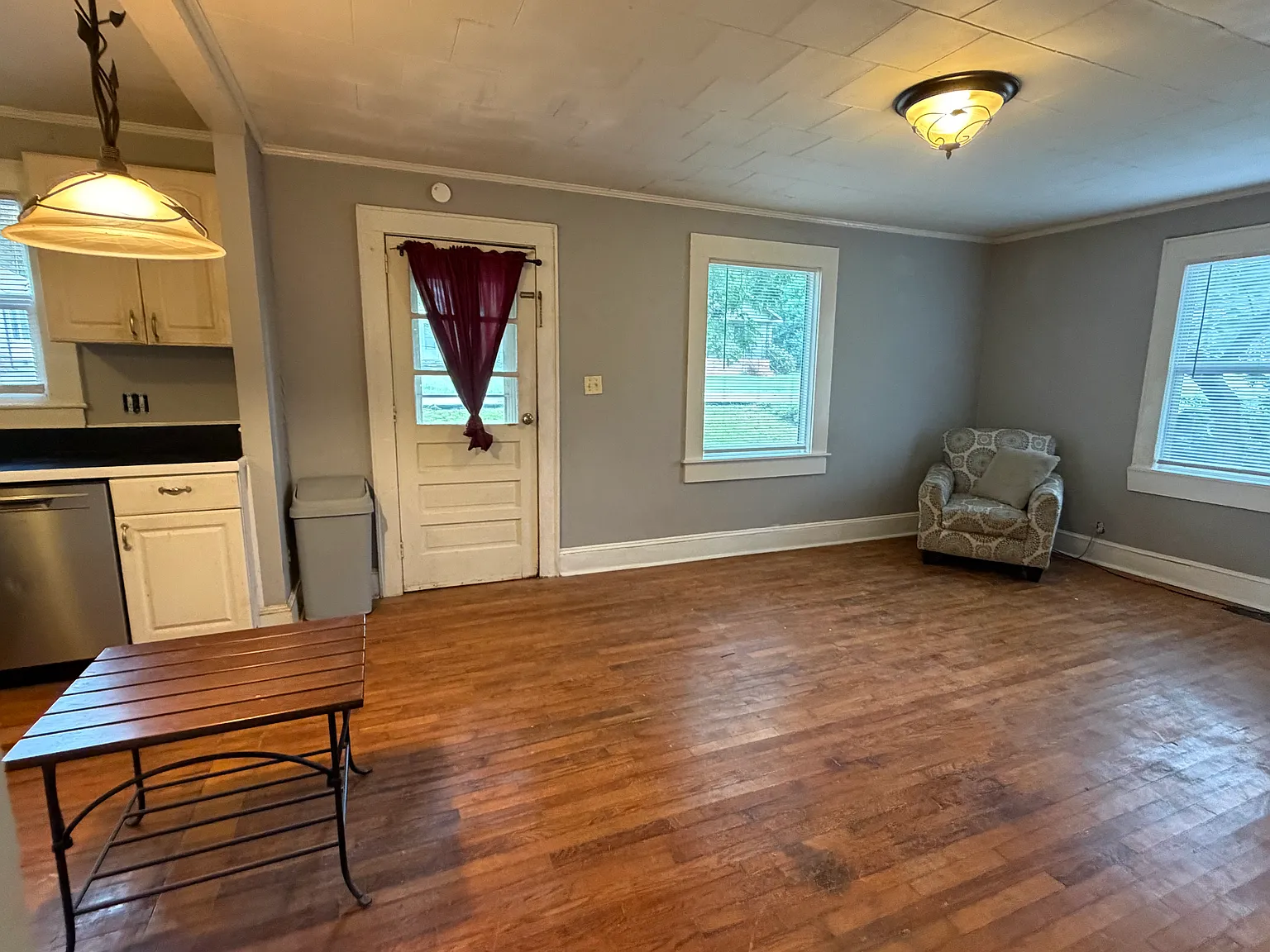2 bed, 805 sqft, $1,299 — Photo 3