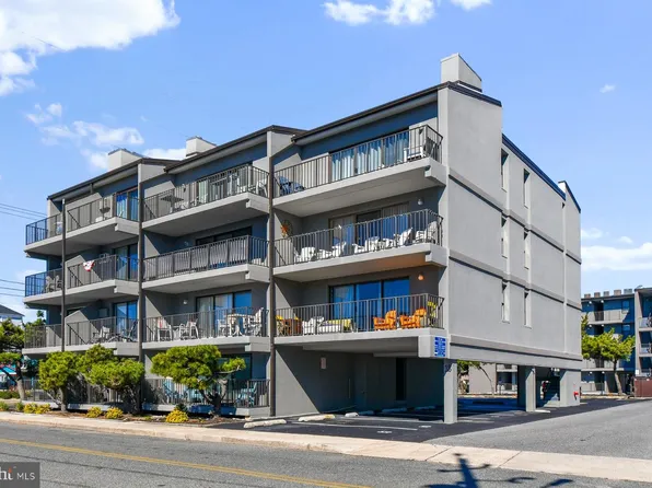 18 69th St Unit 15, Ocean City, MD 21842