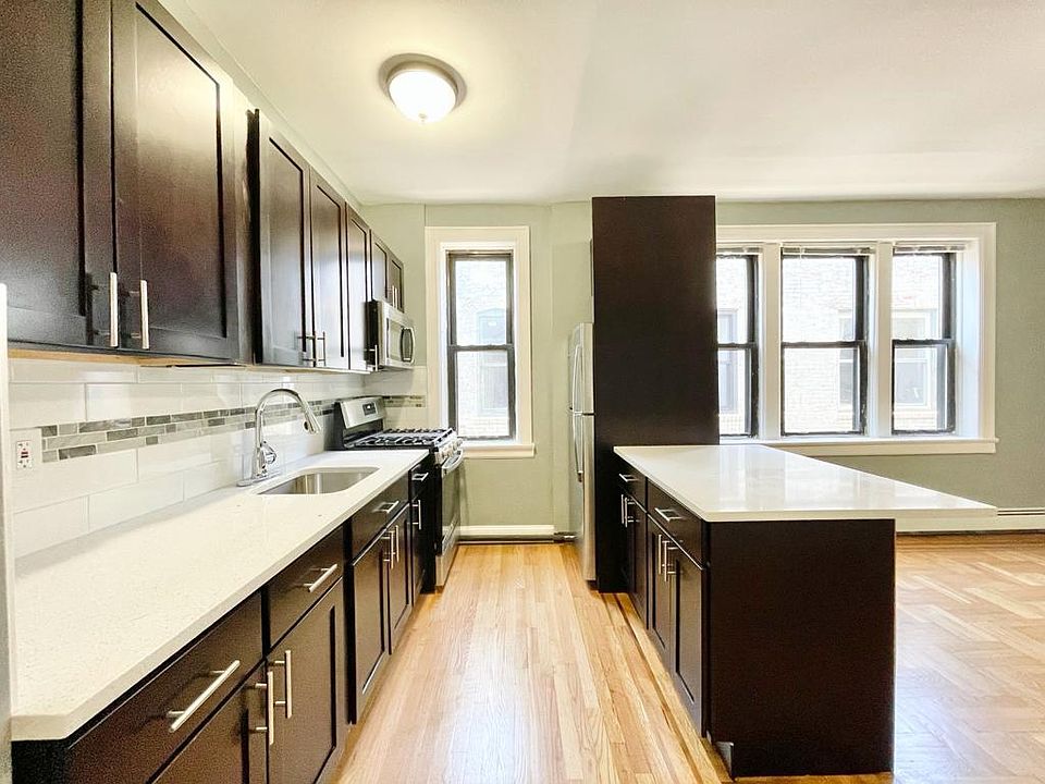 1st image of 166 Jewett Ave #B33