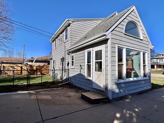 2nd image of 536 S Randall Ave