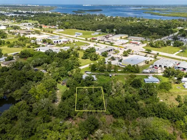 1302 Indiana Driveway #20, Punta Gorda, FL 33982