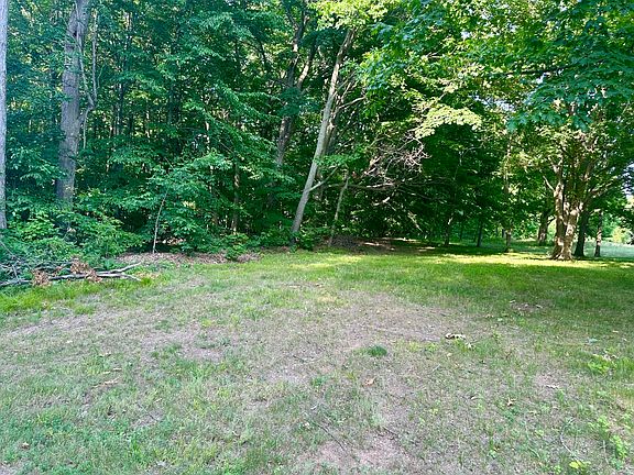 5th image of 1655 Westview Dr