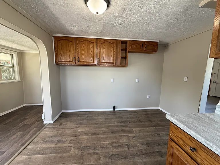 518 Oakvale Rd — Photo 14