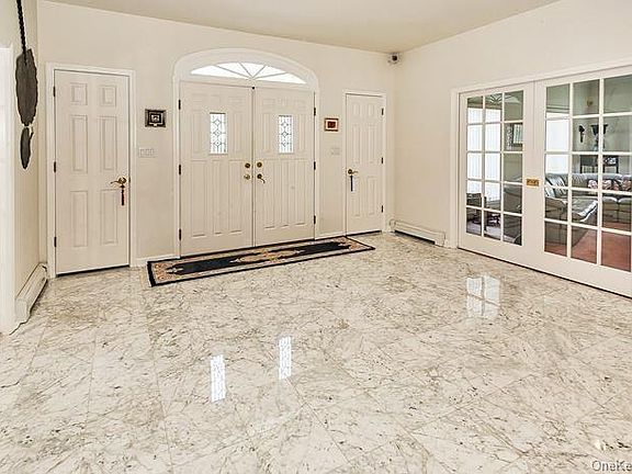 5th image of 9 Lake View Dr