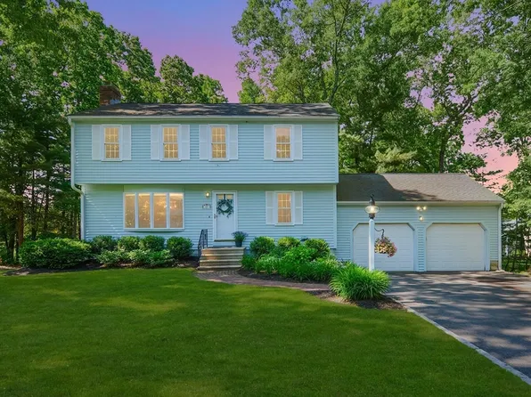 15 McQuarrie Dr, Marlborough, MA 01752