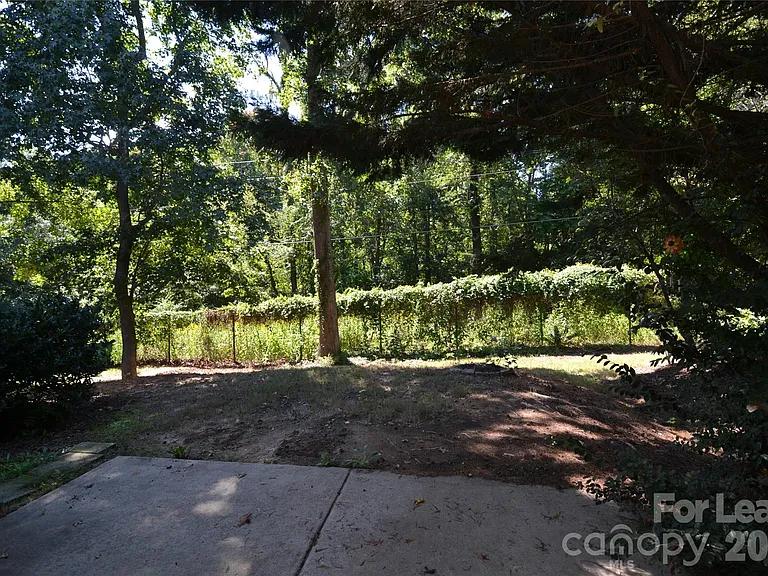 16512 Kettlewell Ln — Photo 33