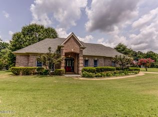 143 Cedar Grove Dr, Byhalia, MS 38611