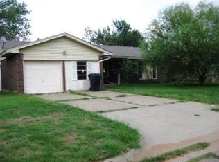 4932 S Briarwood Dr, Oklahoma City, OK 73135