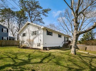 20 14th Ave, Wareham, MA 02571