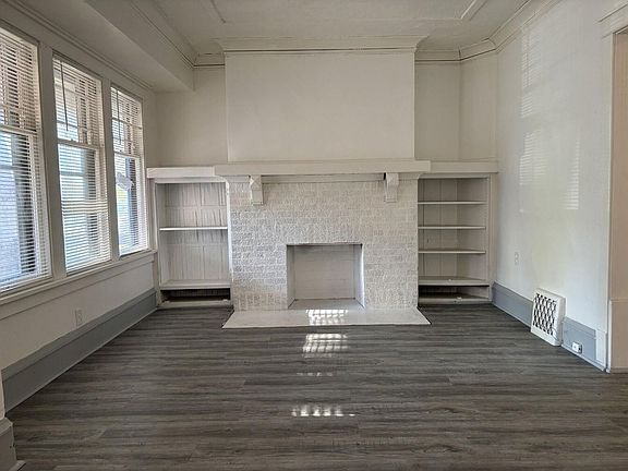 2nd image of 2544-2546 N 45th St #2544