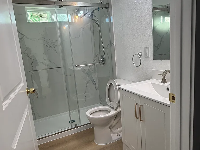 10221 Griffith St #2 — Photo 11