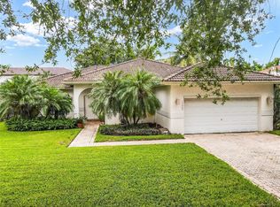 15865 SW 149th Ln, Miami, FL 33196