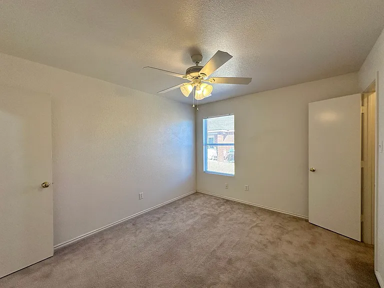 5300 Lauren Lea Dr — Photo 15