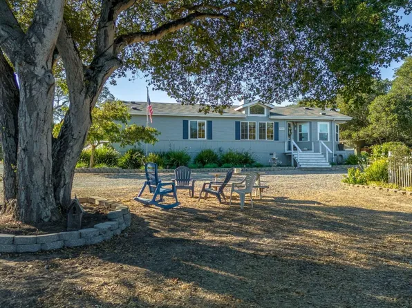 9505 Pollock Ln, Salinas, CA 93907