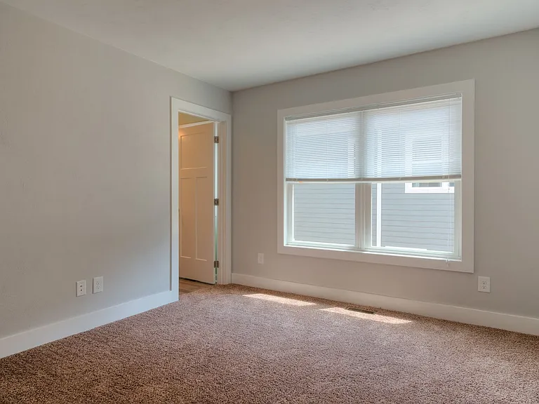 214 Uptown Trl — Photo 25