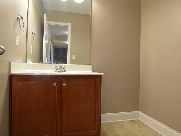 304 Vilas Way S — Photo 13