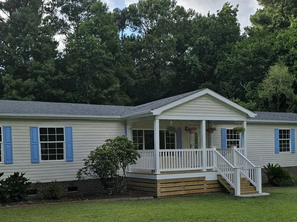110 Southwest Drive, Newport, NC 28570