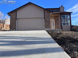 1520 Tealwood Ct, Colorado Springs, CO 80906